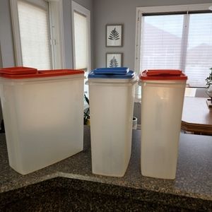 3 super cereal storage Tupperware